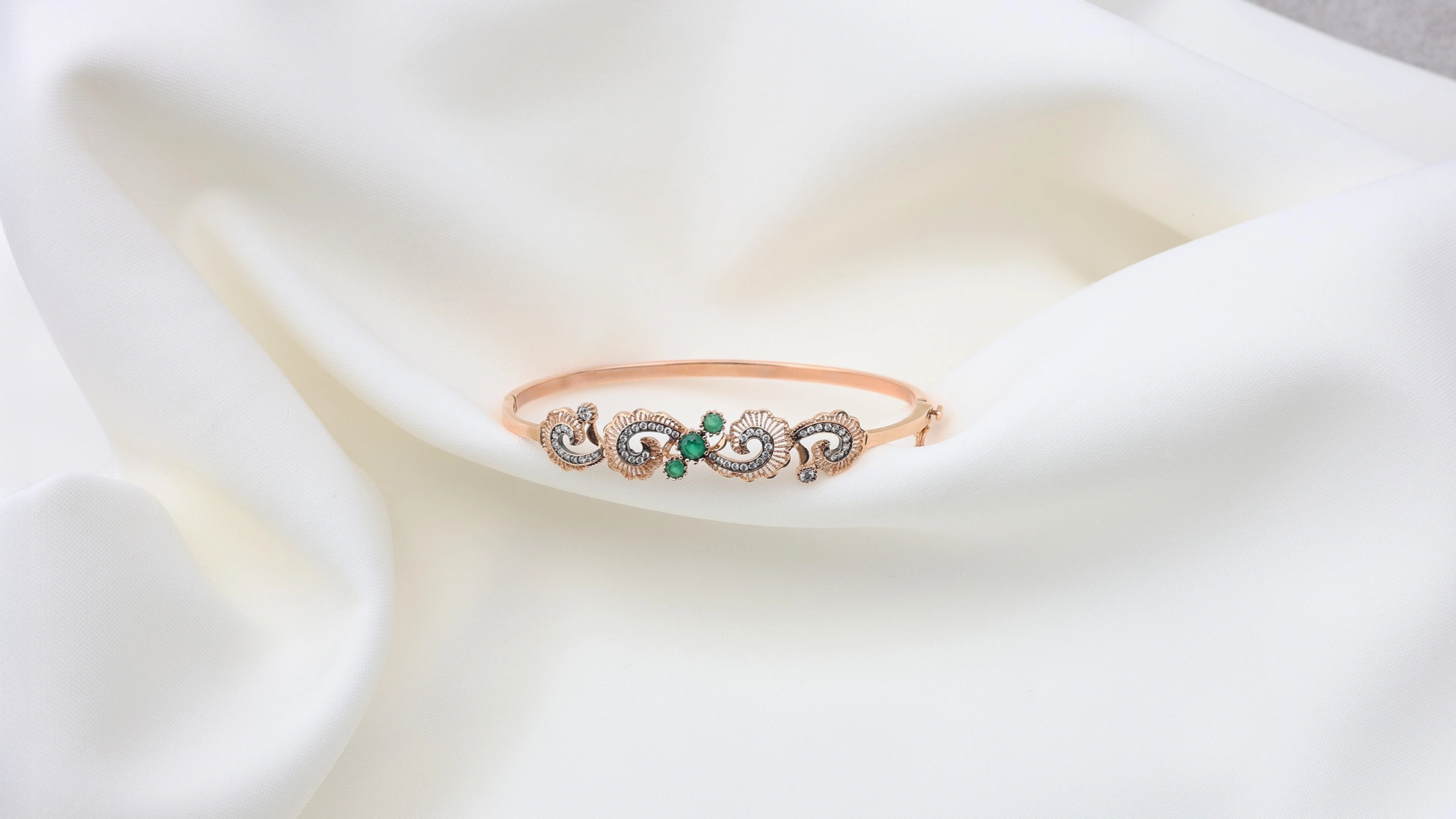 14 Ayar Fantezi Bilezik