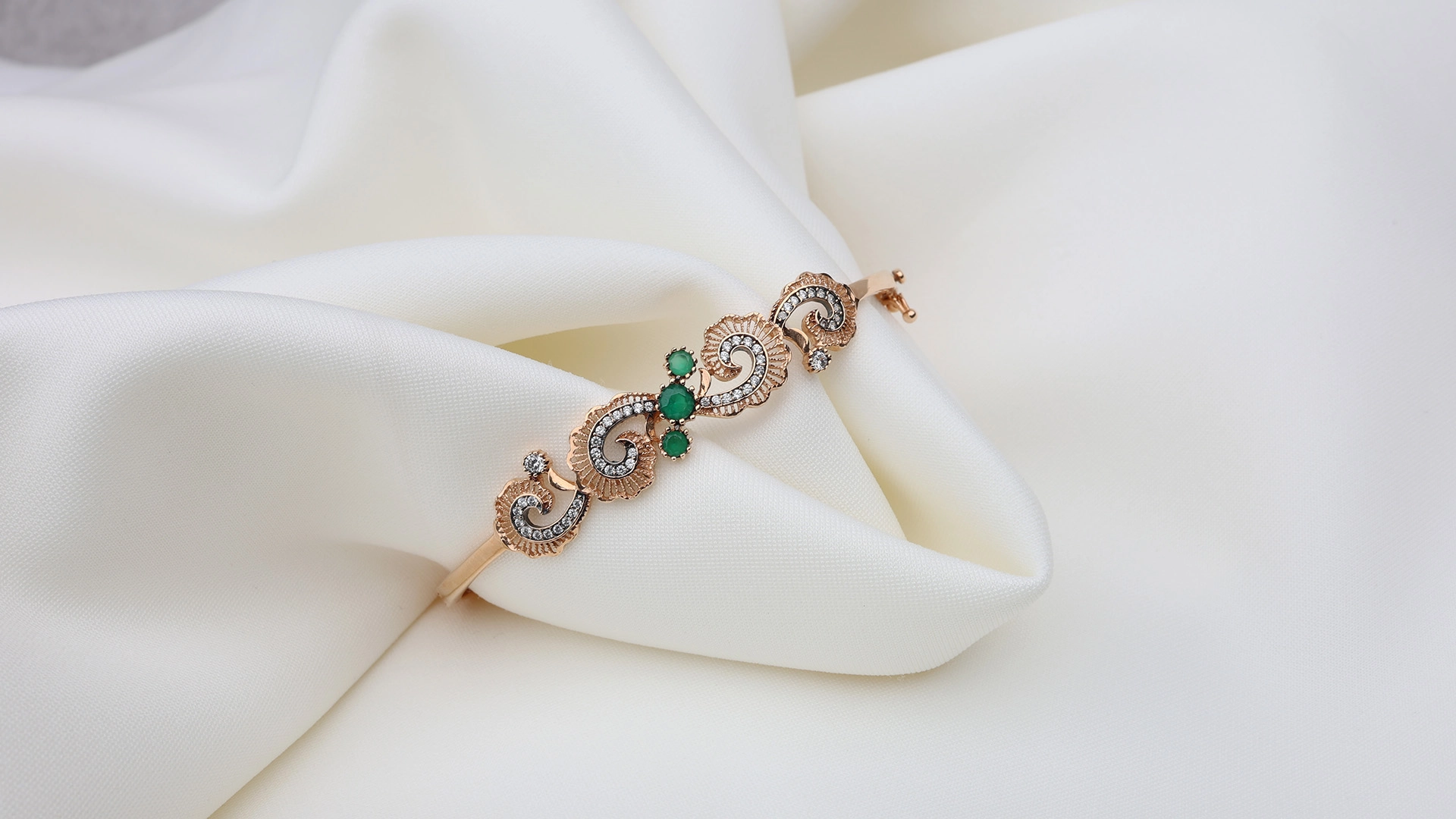 14 Ayar Fantezi Bilezik