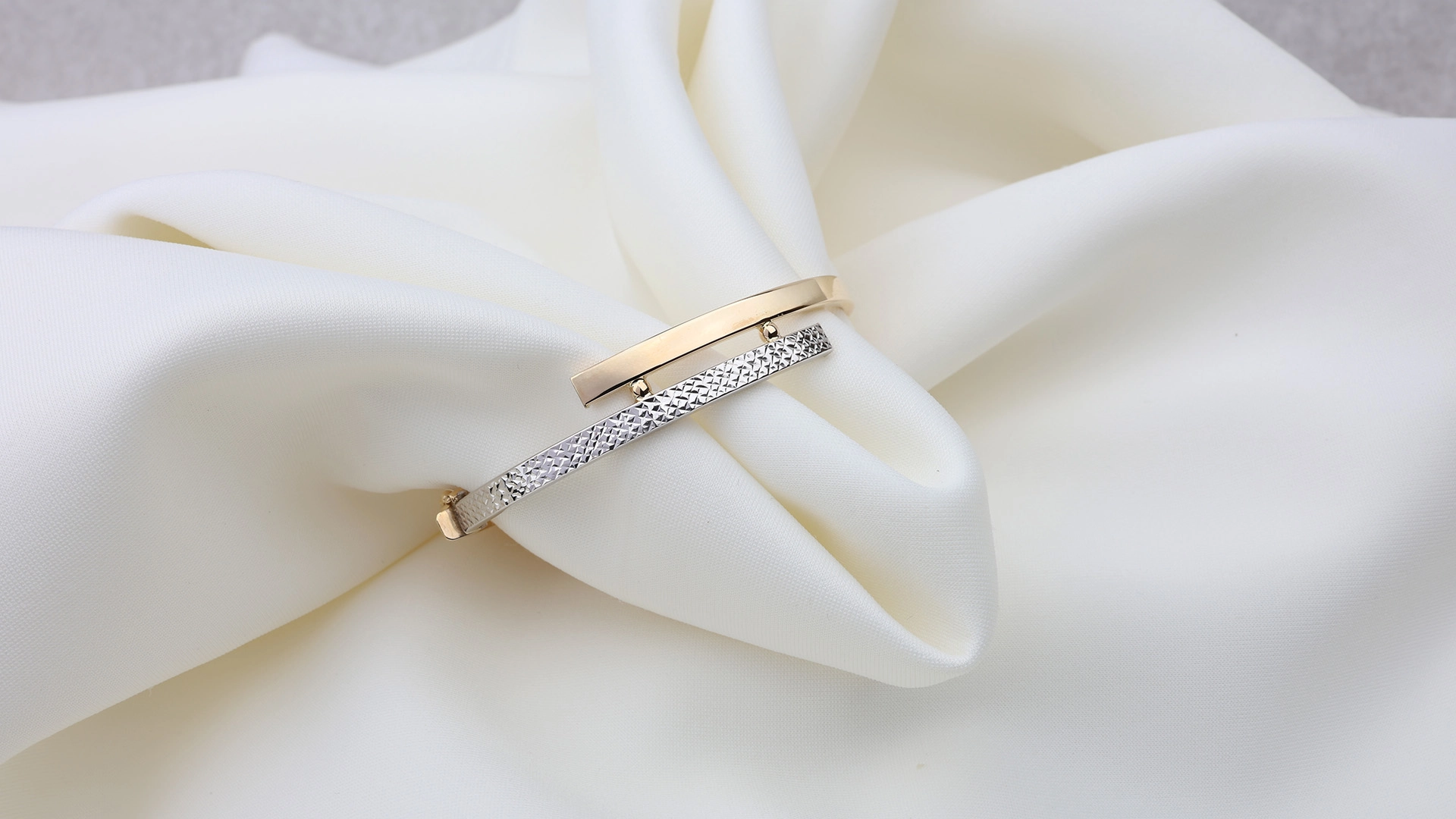 14 Ayar Fantezi Bilezik